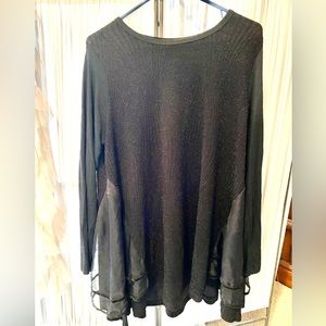 ✨FLOWY✨SPARKLE TOP✨